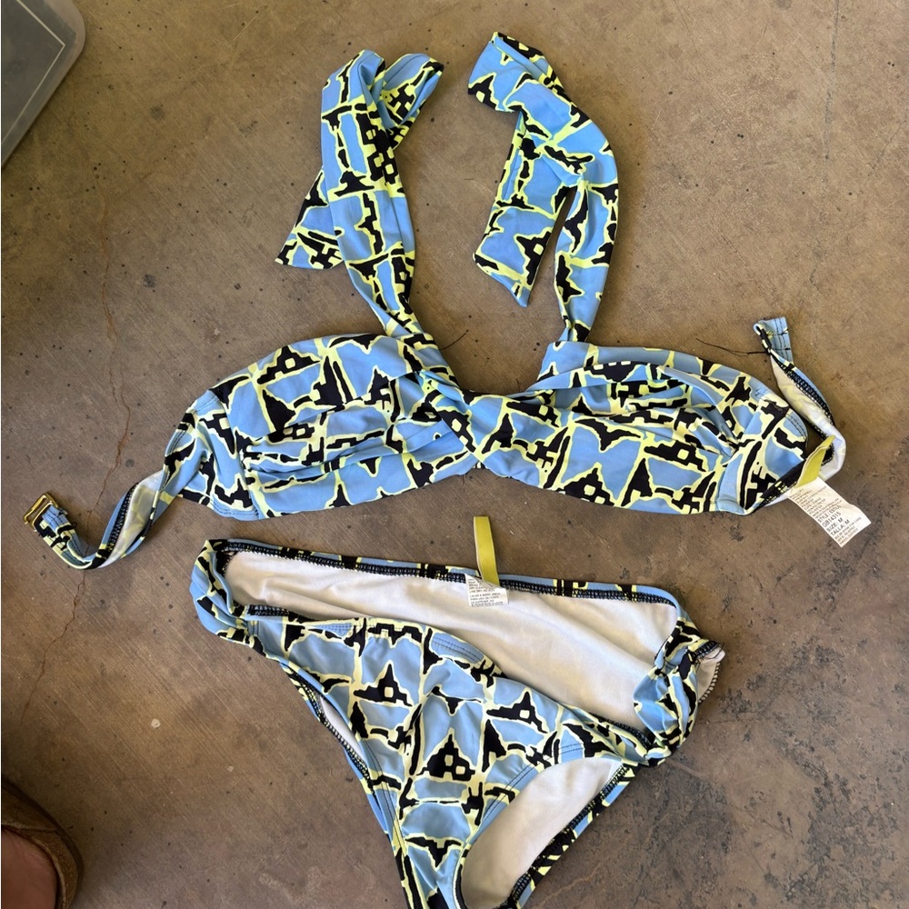 H&M Vibrant Bikini Set